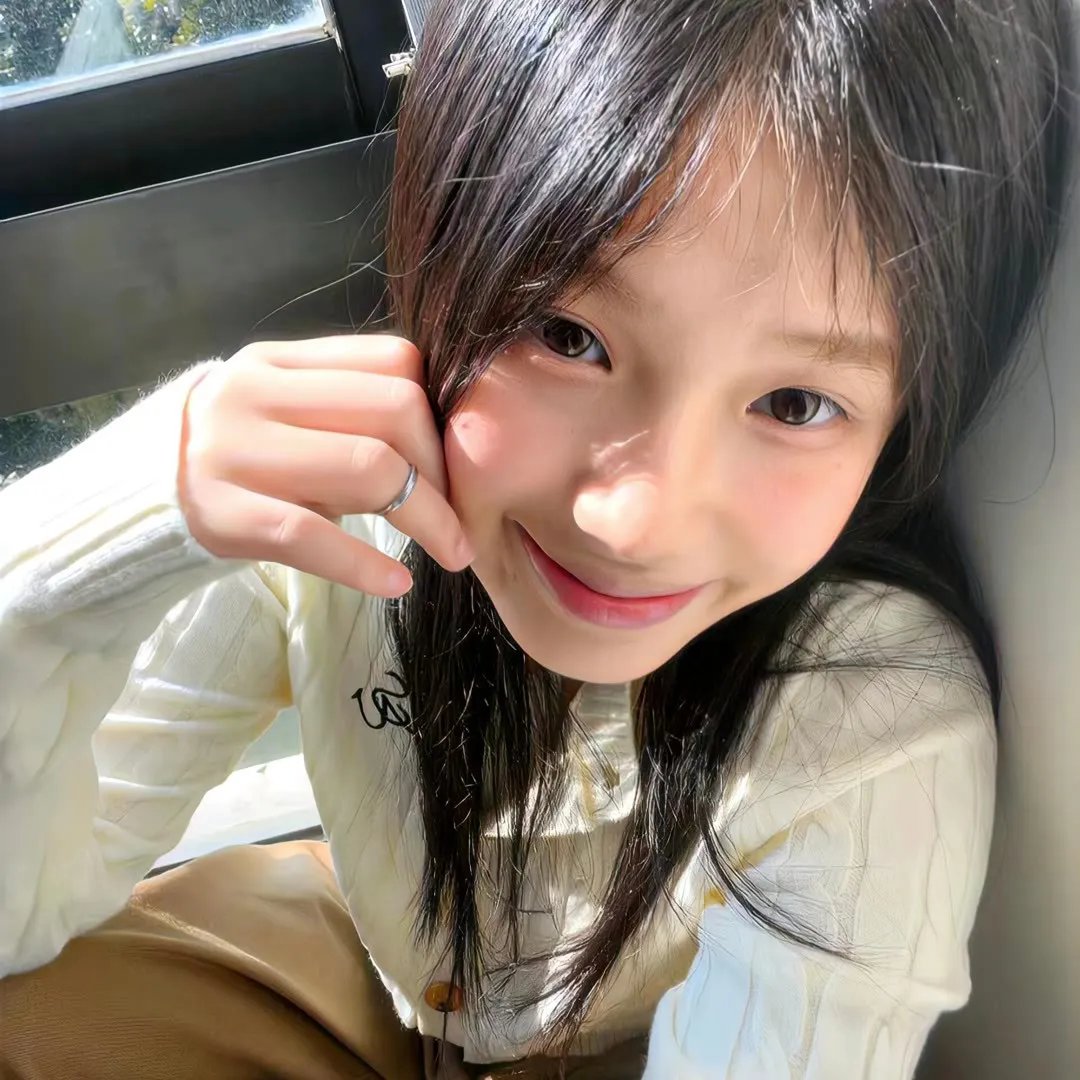 只能亲吻不幸同学了！